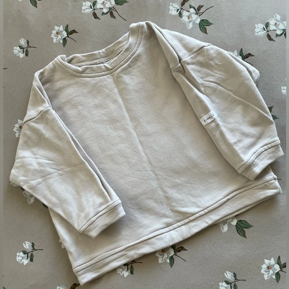 🇨🇦 Kindly coordinates pullover 4T - Picture 2 of 5